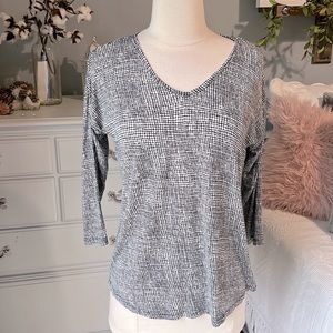 Onque Casual Black White Top Womens Small